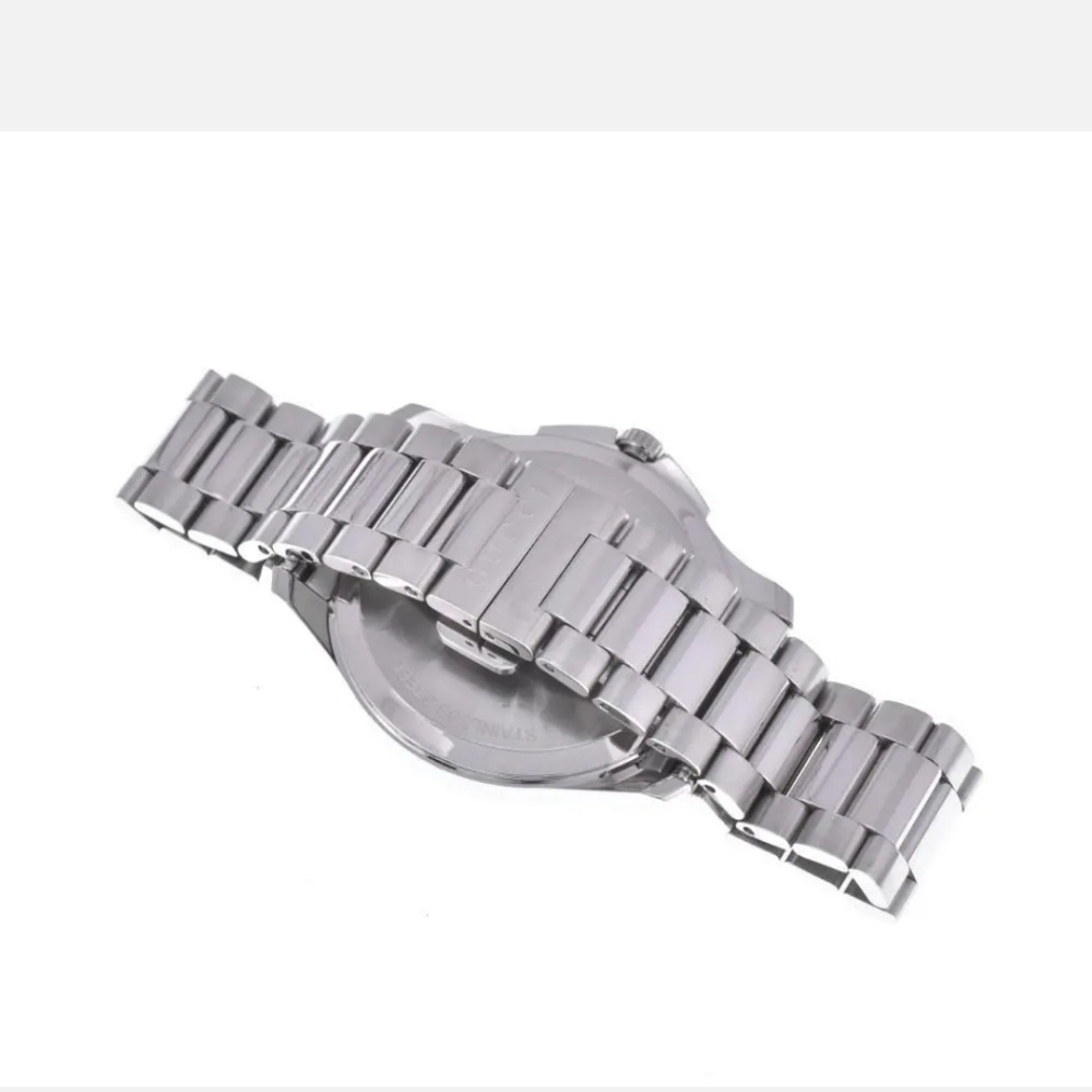 GUCCI ITALIAN LUXURY WATCH ⌚️ BLACK FACE SILVER BODY STUNNING! - Picture 7 of 7